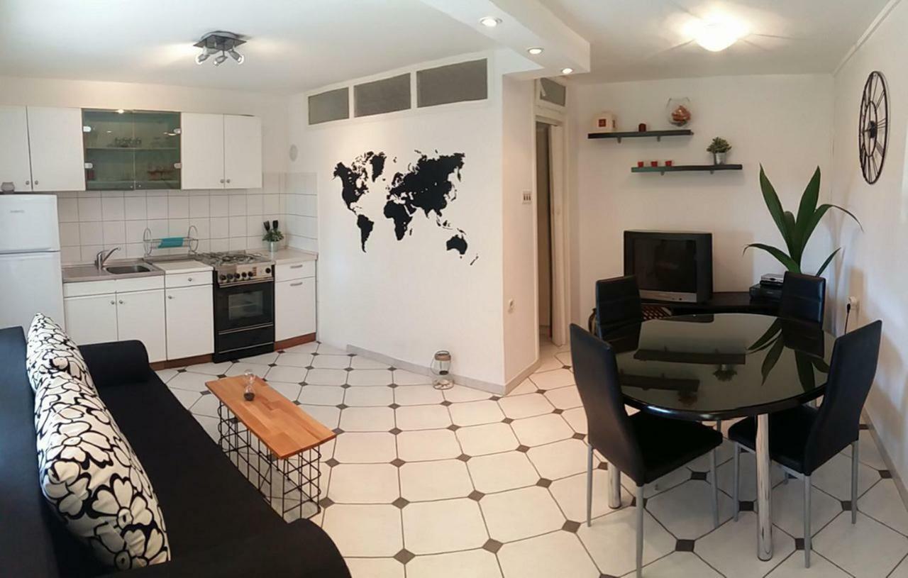 Apartment Melany Senj  Exteriör bild